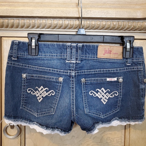 Jake shorts size 3 - Picture 2 of 10